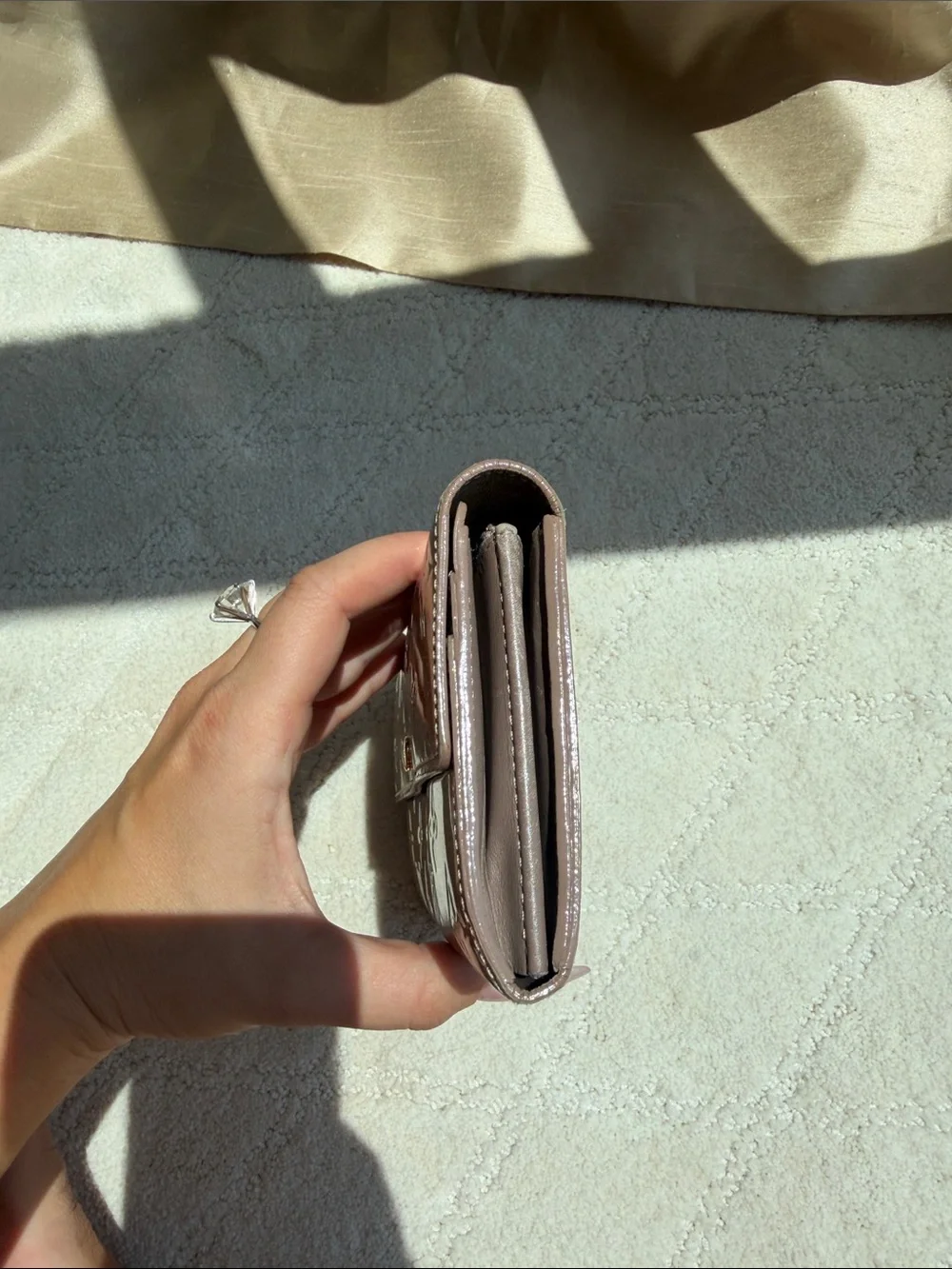 Louis Vuitton Gold Monogram Wallet - Picture 5 of 7